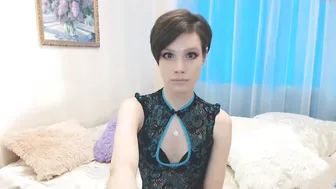 sweet_lady_cola  masturbates exhibit with Stimulated nipples