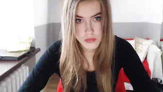 amberkeyss  caught intense orgasm in webcam show