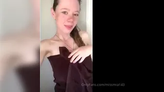 Mia Collins onlyfans_missmia143 2022.05.26