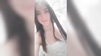 Paola Hard onlyfans  jerking on the chair