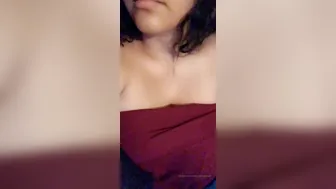 jadeykinz onlyfans  likes to hammer in all holes