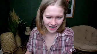 [chaturbate.com] idk_what_im_doing_ 22.05.2022 female_webcam part 4