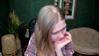 [chaturbate.com] idk_what_im_doing_ 22.05.2022 female_webcam