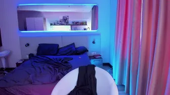 [chaturbate.com] amysplit 14.05.2021 couple_webcam part 5