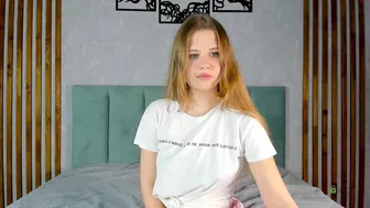 [chaturbate.com] bunny_emily_ 14.05.2022 female_webcam part 3