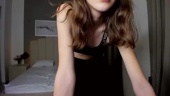 [chaturbate.com] anasteysha_lee 13.05.2022 female_webcam part 3