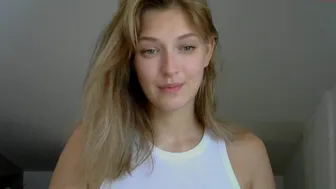 [chaturbate.com] talyaa_xo 18.05.2022 female_webcam