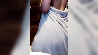 Kuwait Twins aka kuwaitakatwins onlyfans newest video 1