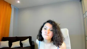 your_lilly_girl 17-06-2022 1527 neoteric chaturbate