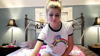 torikneehigh  sex chat record 2017 20 of August