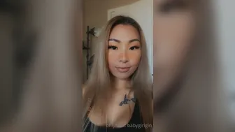 babygirlgin onlyfans Busty chick jerks off her phallus