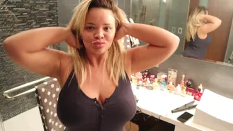 trishyland onlyfans Radiant passion consoles himself in private