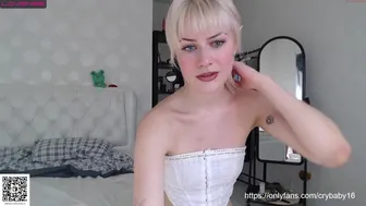 _mllymoore_ 14-july-2022 webcam chaturbate part 1_4