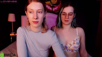 Watch julia_tina 07-july-2022 2132_couple_chaturbate_4