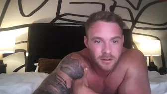 blueyedfitcouple 21-july-2022 0724_couple_webcam