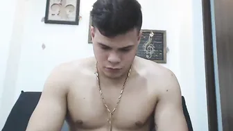 cristian_danna  Finger Fucks Her Latin Pussy