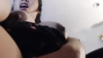 inocente_kitty  Wet Strumpet On-line show