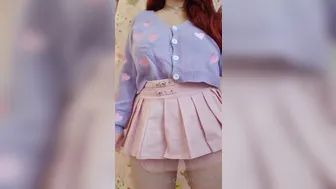 Nicolebun aka nicolebun onlyfans mature hottie caresses shaved cunt