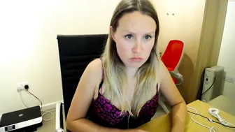 svetlanafeckarova  sweet teenager on chaturbate show