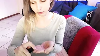 buffyvslayer  Fucked her pink pussy with her finger