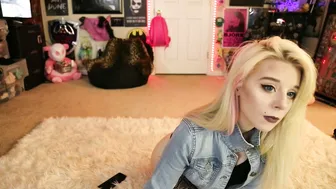 goldengoddessxxx  Anal prostitute