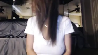 alannarack  hooker masturbates in public chat