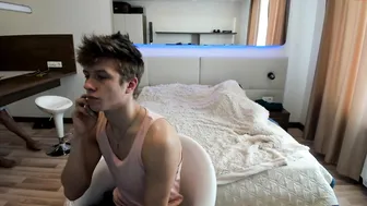 wowmichael69  Webcam Amazing Show