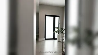 OnlyFans.2022.ScarlettKissesxo.Fucked.By.Plumber.XXX.720p.MP4-P2P