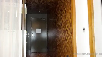 OnlyFans.2022.Realskybri.Sky.Bri.19.Year.Old.Teenager.Diego.Perez.Fucks.Hooters.Waitress.At.The.Hotel.XXX.1080p.MP4-P2P