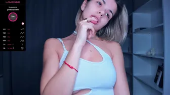 [chaturbate] niki_nice 25-November-2023 spy show with busty blonde on webcam