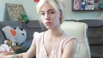 hottykissy33  crazy masturbate until she Cum