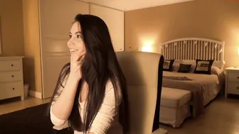 laurenbrite  Sweetly screws herself in a for free chat