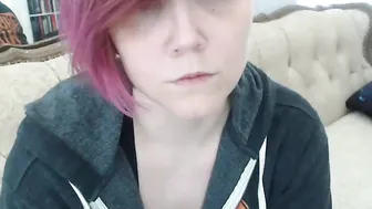 dthelexmachine  fingering her anal hole in public chat