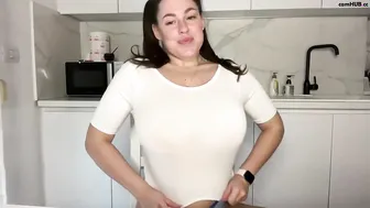 Valeriaval1 Chaturbate 11-12-2024 milf show her huge tits