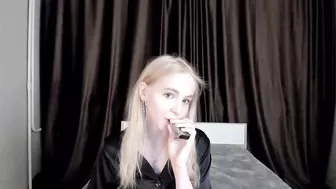 sweete_sofia chaturbate 13-Jan-2025 beautiful blonde