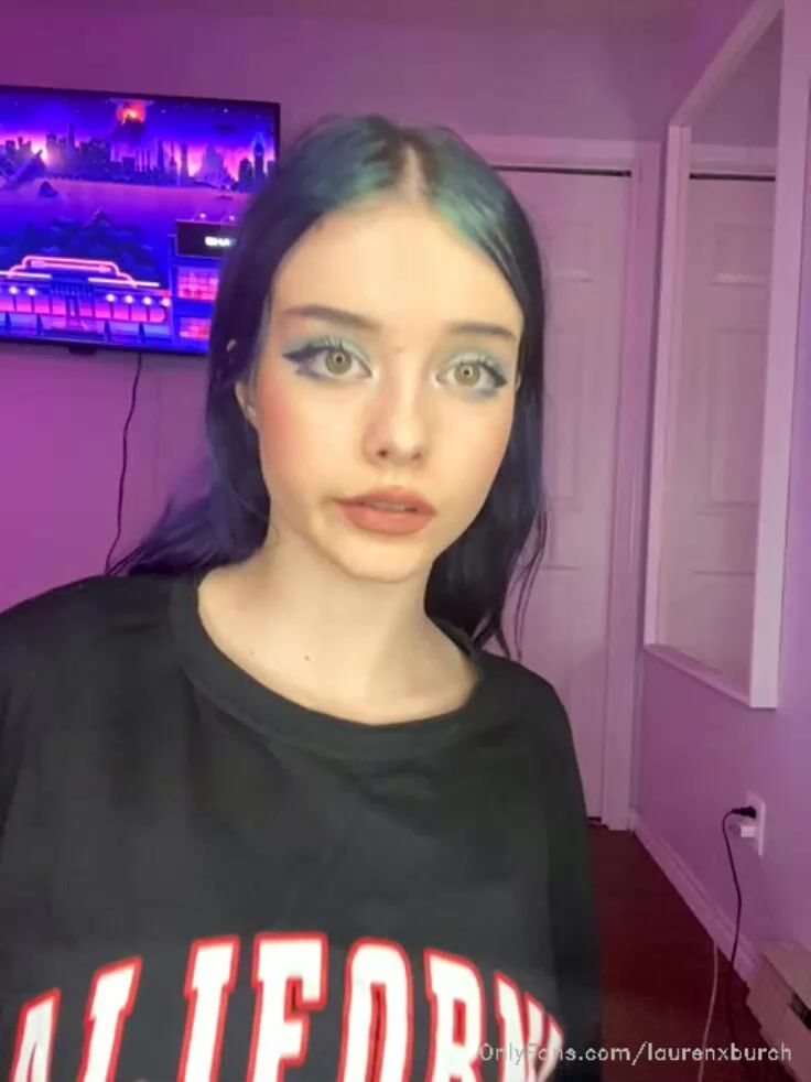 Lauren Burch aka laurenxburch onlyfans sexy housewife gets fucked in